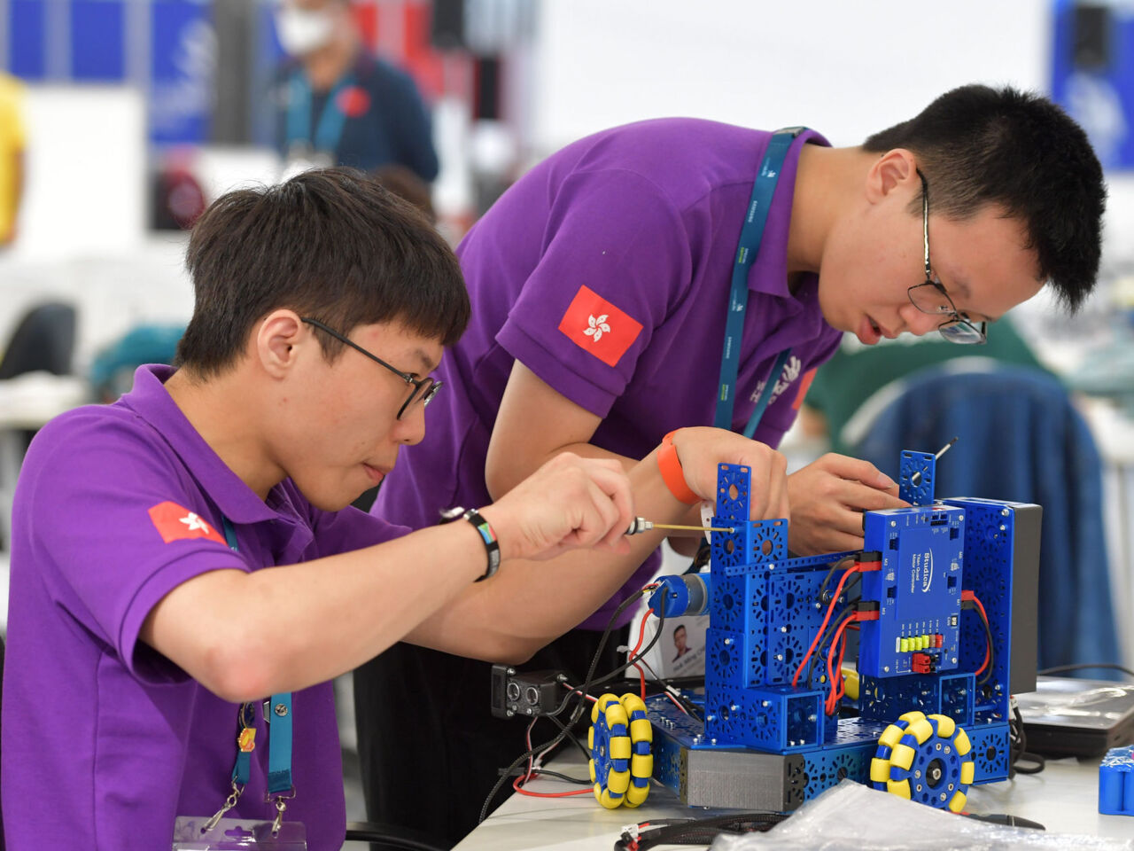 Mobile Robotics Competitors build medical services robots