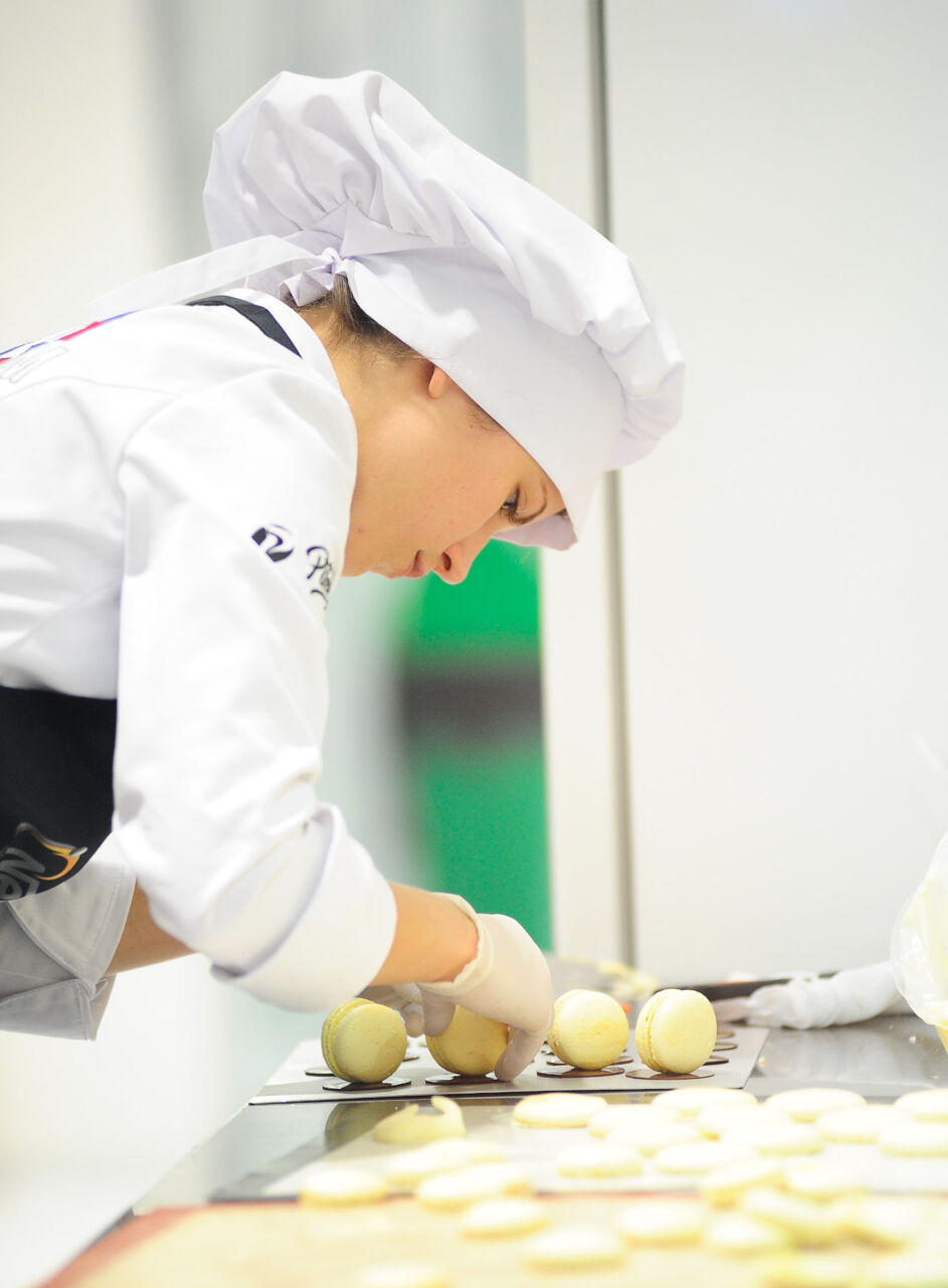 Anna Prokopenya competing at WorldSkills São Paulo 2015.